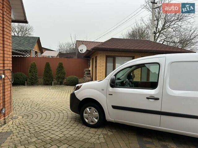 Білий Рено Кєнгу, об'ємом двигуна 0 л та пробігом 21 тис. км за 13400 $, фото 10 на Automoto.ua