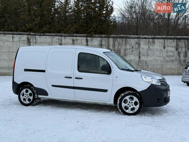 Белый Рено Кенгу, объемом двигателя 1.5 л и пробегом 212 тыс. км за 12999 $, фото 4 на Automoto.ua