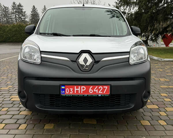 Білий Рено Кєнгу, об'ємом двигуна 0 л та пробігом 39 тис. км за 12499 $, фото 2 на Automoto.ua