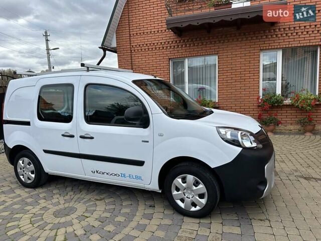 Білий Рено Кєнгу, об'ємом двигуна 0 л та пробігом 37 тис. км за 11700 $, фото 14 на Automoto.ua