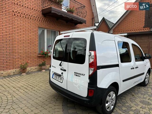 Білий Рено Кєнгу, об'ємом двигуна 0 л та пробігом 37 тис. км за 11700 $, фото 11 на Automoto.ua