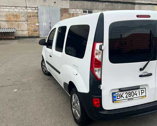 Белый Рено Кенгу, объемом двигателя 1.46 л и пробегом 57 тыс. км за 11999 $, фото 9 на Automoto.ua