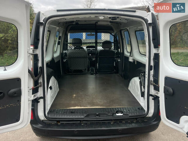 Білий Рено Кєнгу, об'ємом двигуна 1.5 л та пробігом 86 тис. км за 10700 $, фото 14 на Automoto.ua