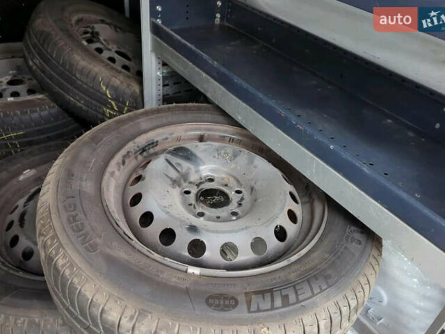 Белый Рено Кенгу, объемом двигателя 0 л и пробегом 45 тыс. км за 12900 $, фото 7 на Automoto.ua