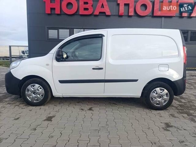 Белый Рено Кенгу, объемом двигателя 0 л и пробегом 35 тыс. км за 11300 $, фото 9 на Automoto.ua