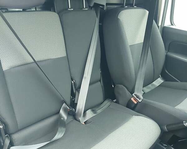 Белый Рено Кенгу, объемом двигателя 1.5 л и пробегом 187 тыс. км за 10900 $, фото 42 на Automoto.ua