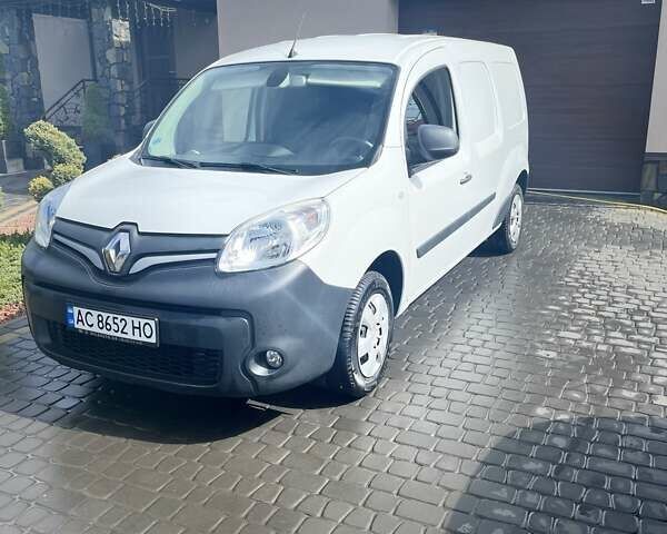 Белый Рено Кенгу, объемом двигателя 1.46 л и пробегом 155 тыс. км за 13700 $, фото 3 на Automoto.ua