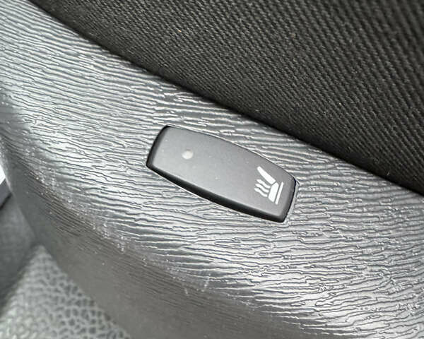 Белый Рено Кенгу, объемом двигателя 0 л и пробегом 26 тыс. км за 12700 $, фото 25 на Automoto.ua