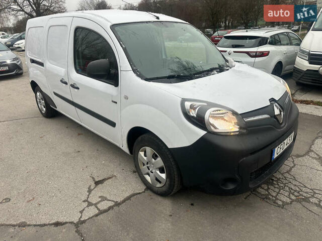 Белый Рено Кенгу, объемом двигателя 0 л и пробегом 69 тыс. км за 11111 $, фото 7 на Automoto.ua