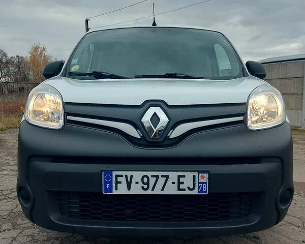 Белый Рено Кенгу, объемом двигателя 1.5 л и пробегом 187 тыс. км за 10900 $, фото 7 на Automoto.ua