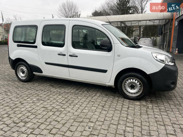 Белый Рено Кенгу, объемом двигателя 1.5 л и пробегом 89 тыс. км за 11000 $, фото 4 на Automoto.ua