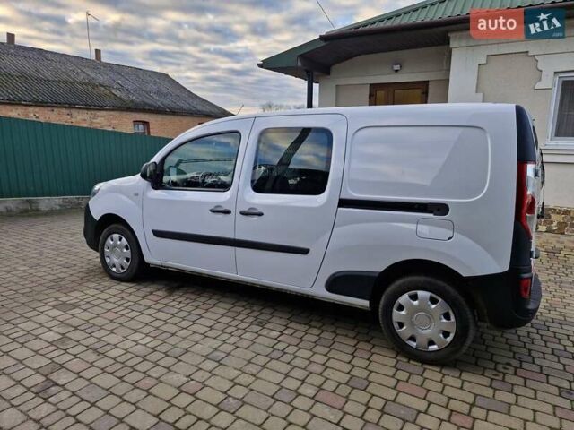 Белый Рено Кенгу, объемом двигателя 1.5 л и пробегом 207 тыс. км за 10800 $, фото 12 на Automoto.ua