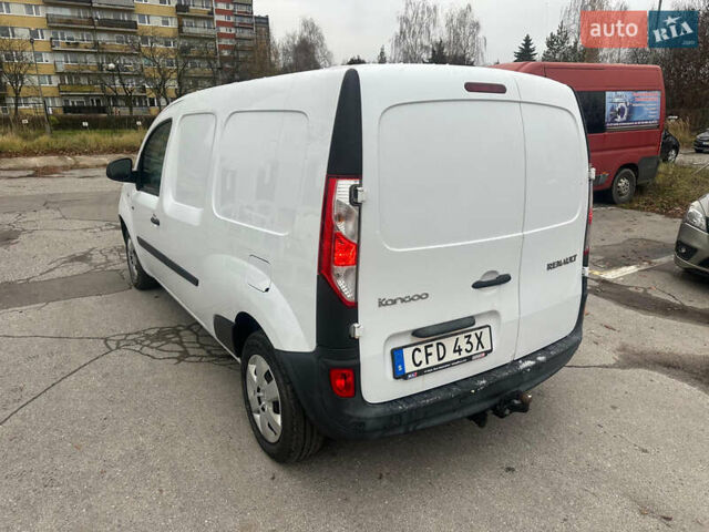 Белый Рено Кенгу, объемом двигателя 0 л и пробегом 69 тыс. км за 11111 $, фото 6 на Automoto.ua