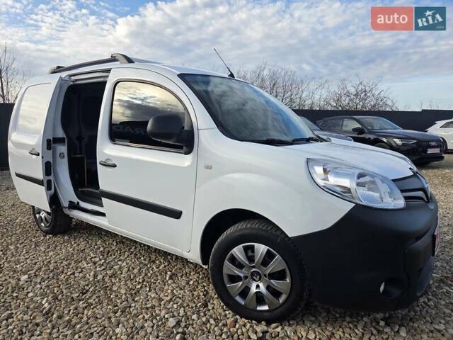 Белый Рено Кенгу, объемом двигателя 1.5 л и пробегом 199 тыс. км за 10450 $, фото 6 на Automoto.ua