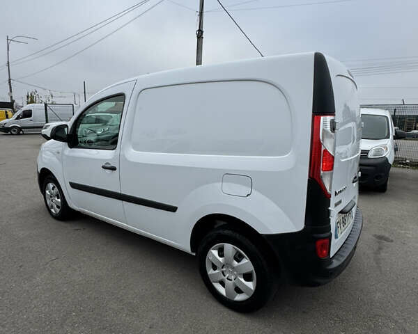 Белый Рено Кенгу, объемом двигателя 1.5 л и пробегом 192 тыс. км за 11700 $, фото 6 на Automoto.ua