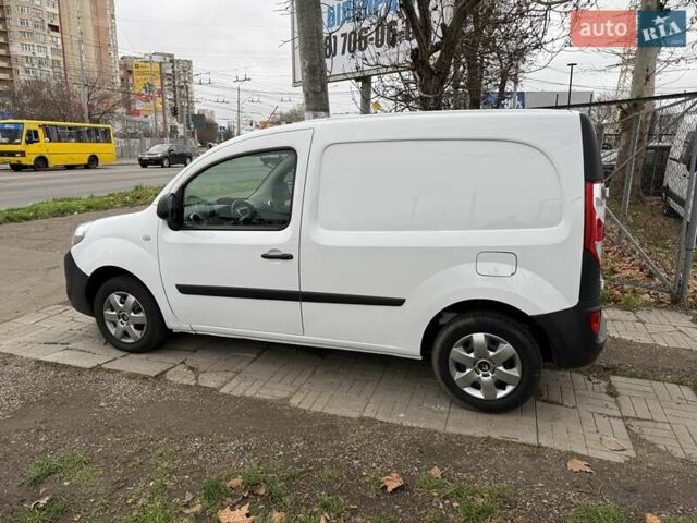 Белый Рено Кенгу, объемом двигателя 15 л и пробегом 195 тыс. км за 11500 $, фото 8 на Automoto.ua