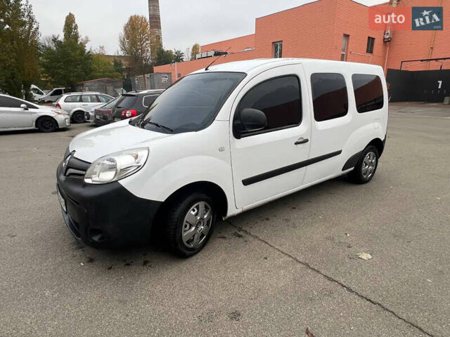 Белый Рено Кенгу, объемом двигателя 1.46 л и пробегом 57 тыс. км за 11999 $, фото 11 на Automoto.ua