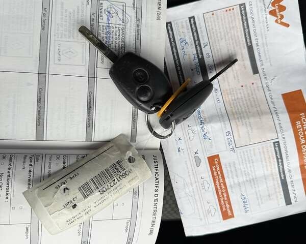 Белый Рено Кенгу, объемом двигателя 15 л и пробегом 195 тыс. км за 11500 $, фото 24 на Automoto.ua