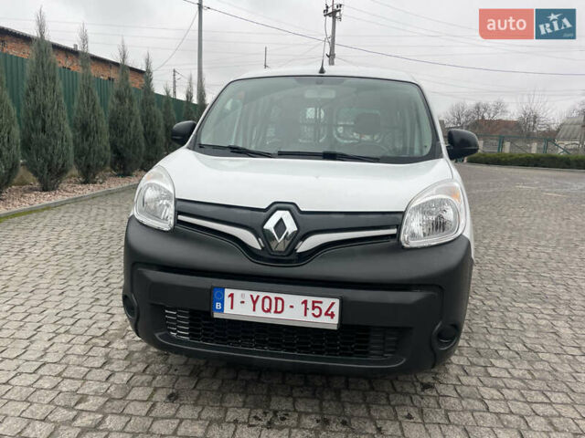 Белый Рено Кенгу, объемом двигателя 1.5 л и пробегом 89 тыс. км за 11000 $, фото 2 на Automoto.ua