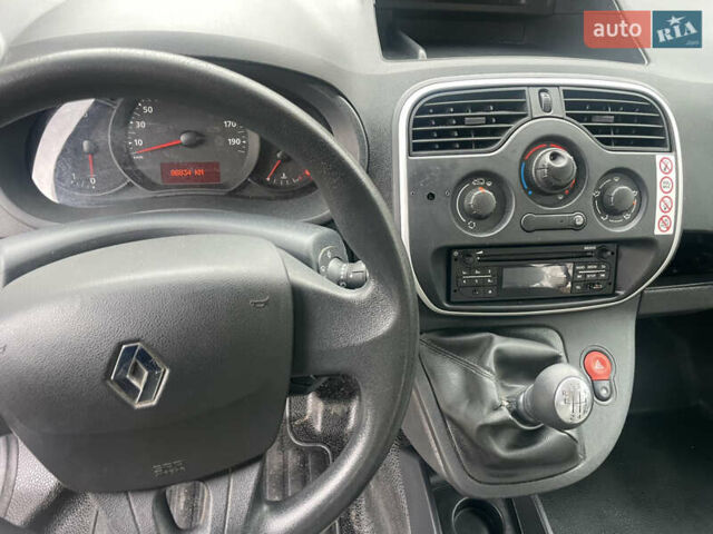 Білий Рено Кєнгу, об'ємом двигуна 1.5 л та пробігом 86 тис. км за 10700 $, фото 10 на Automoto.ua