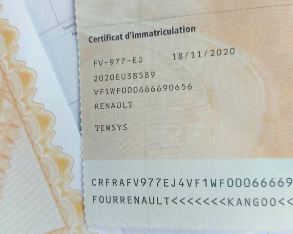 Белый Рено Кенгу, объемом двигателя 1.5 л и пробегом 187 тыс. км за 10900 $, фото 55 на Automoto.ua