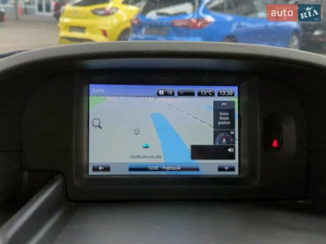 Белый Рено Кенгу, объемом двигателя 0 л и пробегом 45 тыс. км за 12900 $, фото 10 на Automoto.ua