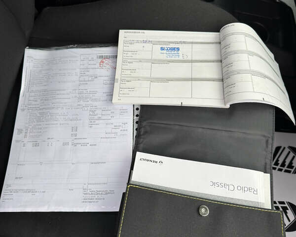 Белый Рено Кенгу, объемом двигателя 0 л и пробегом 26 тыс. км за 12700 $, фото 34 на Automoto.ua