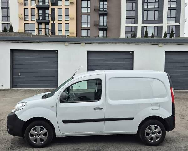 Білий Рено Кєнгу, об'ємом двигуна 1.5 л та пробігом 109 тис. км за 12700 $, фото 5 на Automoto.ua