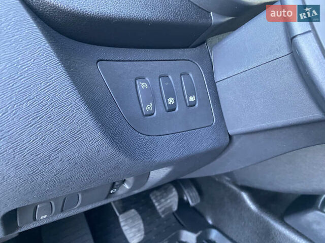 Белый Рено Кенгу, объемом двигателя 1.5 л и пробегом 187 тыс. км за 10499 $, фото 15 на Automoto.ua