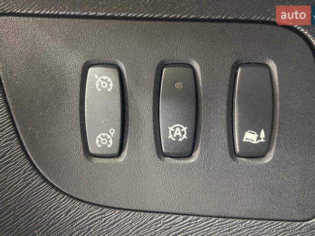 Белый Рено Кенгу, объемом двигателя 1.5 л и пробегом 166 тыс. км за 12250 $, фото 17 на Automoto.ua