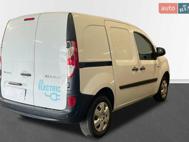 Білий Рено Кєнгу, об'ємом двигуна 0 л та пробігом 28 тис. км за 12900 $, фото 4 на Automoto.ua