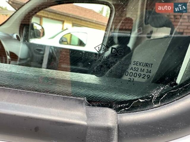 Рено Кенгу 2021 в Хмельницком на Automoto.ua Белый Рено Кенгу, объемом двигателя 0 л и пробегом 30 тыс. км за 13700 $, фото 17 на Automoto.ua