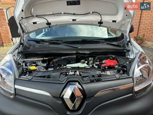 Рено Кенгу 2021 в Хмельницком на Automoto.ua Белый Рено Кенгу, объемом двигателя 0 л и пробегом 30 тыс. км за 13700 $, фото 59 на Automoto.ua