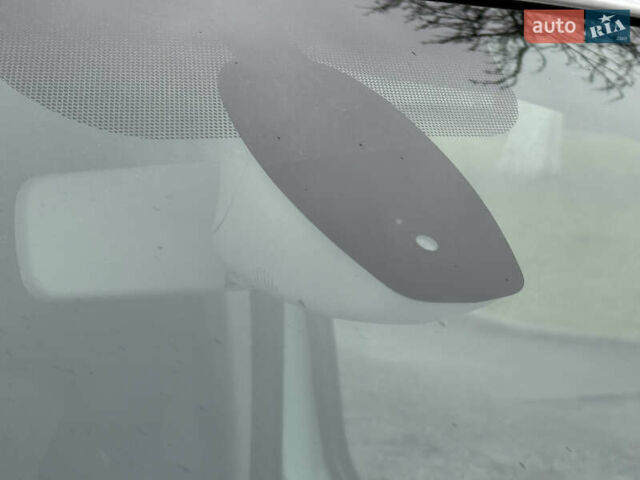 Білий Рено Кєнгу, об'ємом двигуна 0 л та пробігом 12 тис. км за 14000 $, фото 8 на Automoto.ua