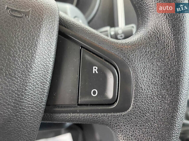 Белый Рено Кенгу, объемом двигателя 1.5 л и пробегом 166 тыс. км за 12250 $, фото 17 на Automoto.ua