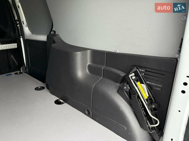 Білий Рено Кєнгу, об'ємом двигуна 0 л та пробігом 12 тис. км за 14000 $, фото 24 на Automoto.ua