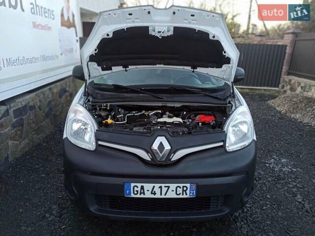 Белый Рено Кенгу, объемом двигателя 1.5 л и пробегом 158 тыс. км за 12590 $, фото 13 на Automoto.ua