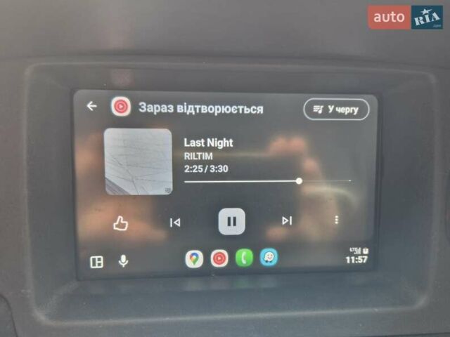 Белый Рено Кенгу, объемом двигателя 0 л и пробегом 32 тыс. км за 13990 $, фото 26 на Automoto.ua