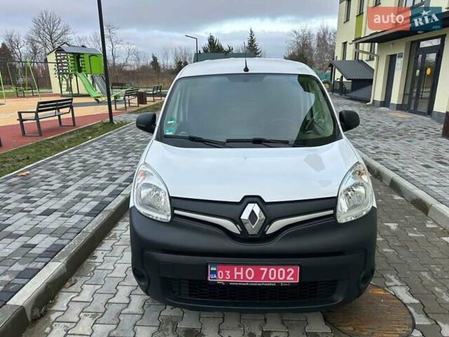 Білий Рено Кєнгу, об'ємом двигуна 1.5 л та пробігом 148 тис. км за 13397 $, фото 5 на Automoto.ua