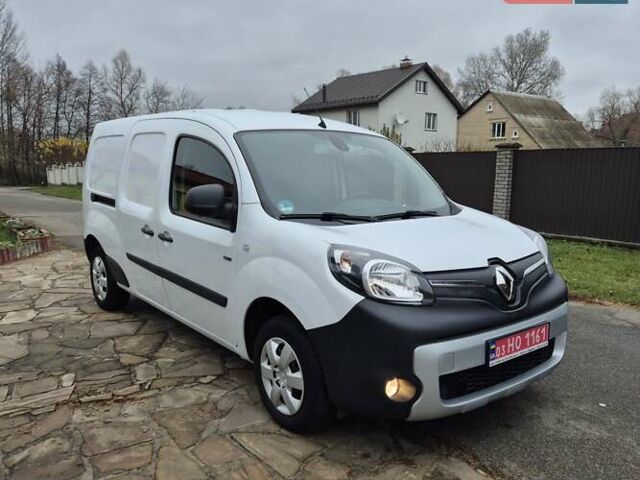 Белый Рено Кенгу, объемом двигателя 0 л и пробегом 32 тыс. км за 13990 $, фото 5 на Automoto.ua