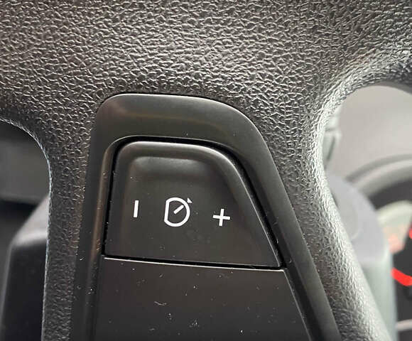 Белый Рено Кенгу, объемом двигателя 1.5 л и пробегом 166 тыс. км за 12250 $, фото 18 на Automoto.ua