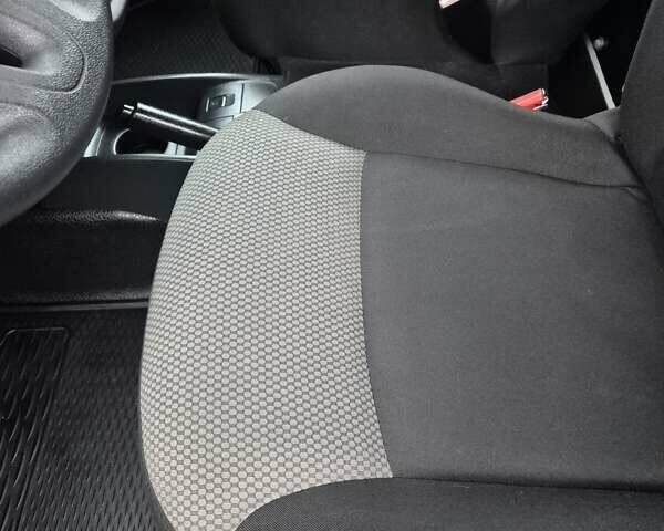 Белый Рено Кенгу, объемом двигателя 0 л и пробегом 32 тыс. км за 13990 $, фото 12 на Automoto.ua