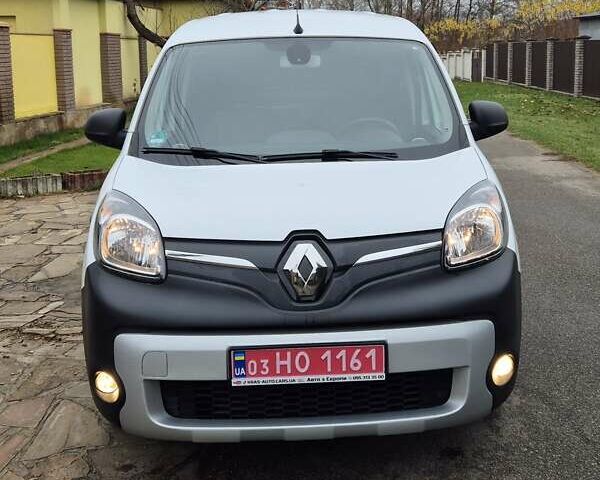 Белый Рено Кенгу, объемом двигателя 0 л и пробегом 32 тыс. км за 13990 $, фото 8 на Automoto.ua