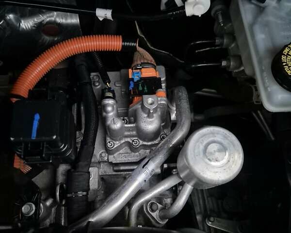 Белый Рено Кенгу, объемом двигателя 0 л и пробегом 32 тыс. км за 13990 $, фото 37 на Automoto.ua