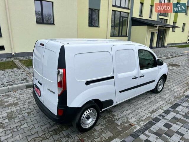 Білий Рено Кєнгу, об'ємом двигуна 1.5 л та пробігом 148 тис. км за 13397 $, фото 9 на Automoto.ua