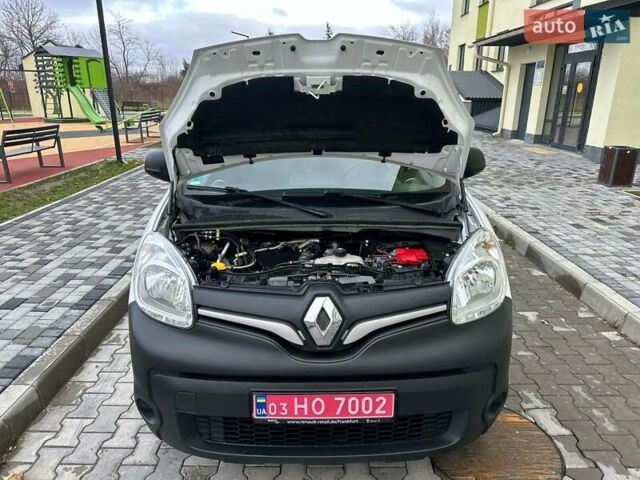 Білий Рено Кєнгу, об'ємом двигуна 1.5 л та пробігом 148 тис. км за 13397 $, фото 17 на Automoto.ua