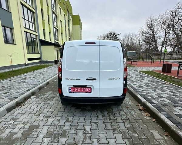 Білий Рено Кєнгу, об'ємом двигуна 1.5 л та пробігом 148 тис. км за 13397 $, фото 15 на Automoto.ua