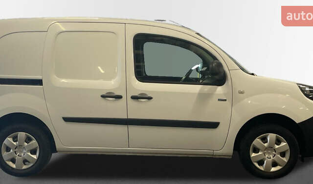 Білий Рено Кєнгу, об'ємом двигуна 0 л та пробігом 28 тис. км за 12900 $, фото 5 на Automoto.ua