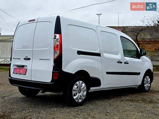Білий Рено Кєнгу, об'ємом двигуна 1.5 л та пробігом 185 тис. км за 13600 $, фото 8 на Automoto.ua