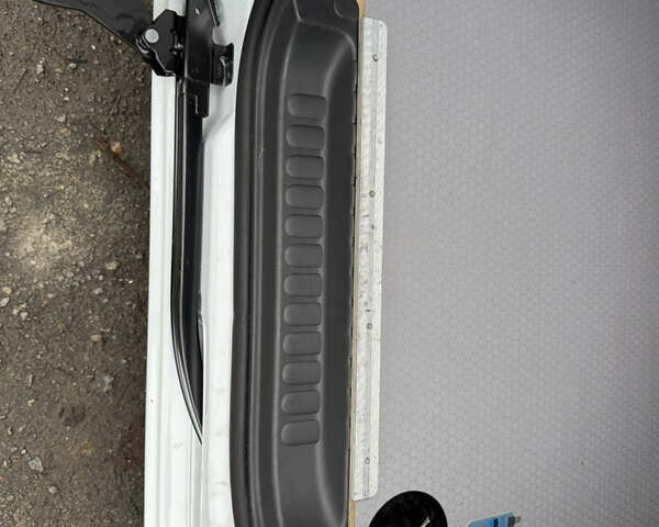 Білий Рено Кєнгу, об'ємом двигуна 0 л та пробігом 12 тис. км за 14000 $, фото 19 на Automoto.ua